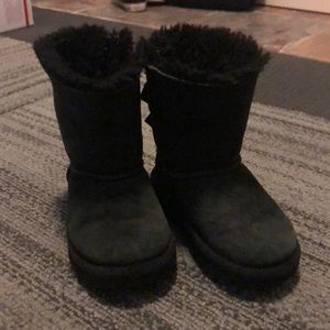 Girls Ugg Boots black sz 8 Bailey Bow-Gr8 condit!